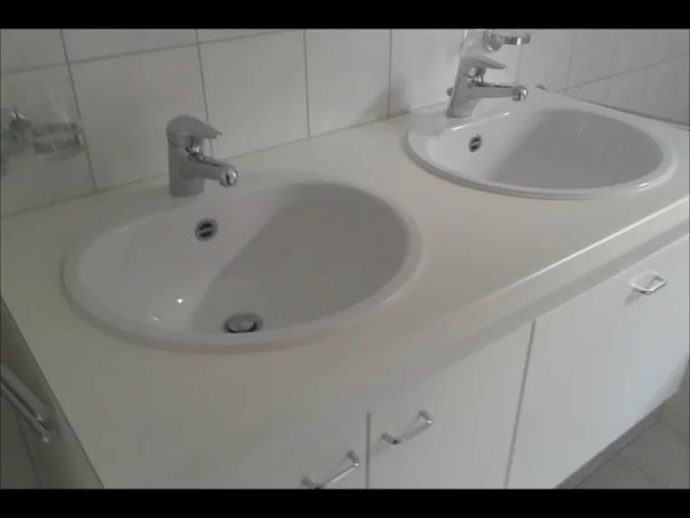 Helle Parterrewohnung mit Garten und Tiefgaragenplatz
