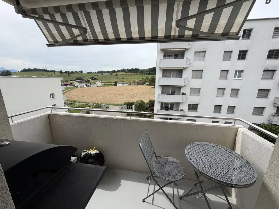 Preiswerte 4.5 Zimmerwohnung in Eschenbach Luzern