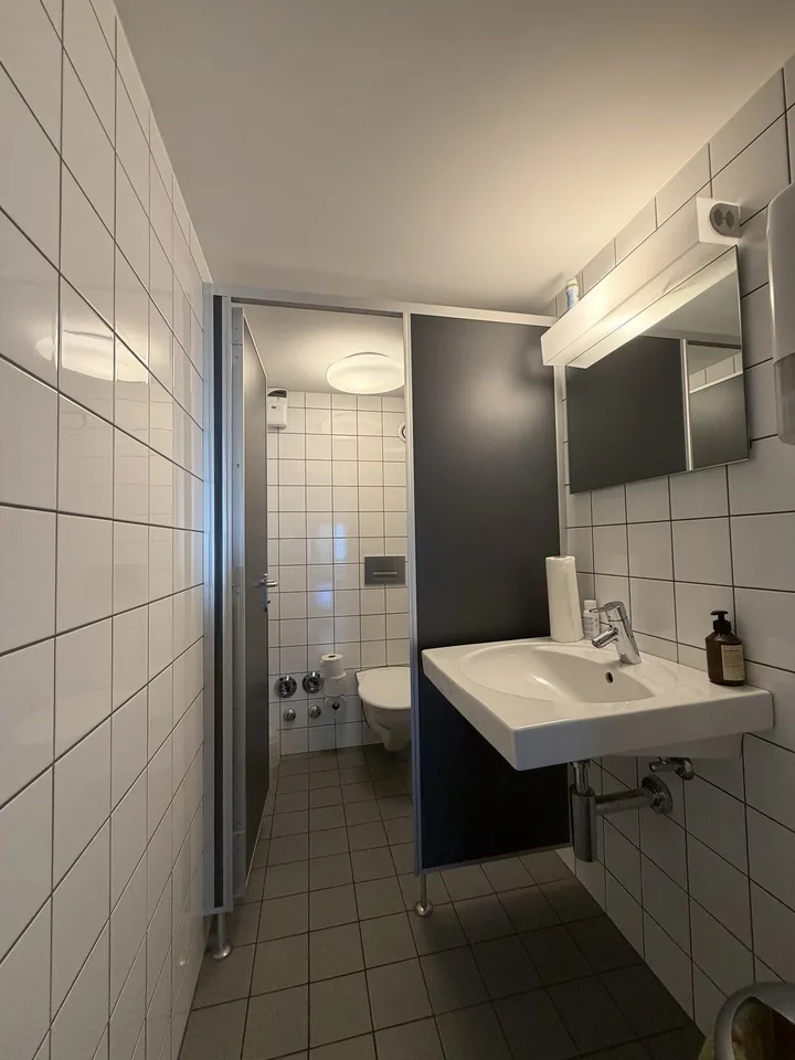 Einzigartige Gewerbeflächen mit Charakter an zentraler Lage – foto 18 di 19