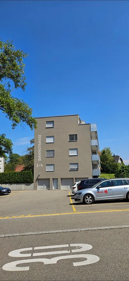 Bahnstrasse 2, 8603 Schwerzenbach - CHF 2’081 inkl. NK pro Monat