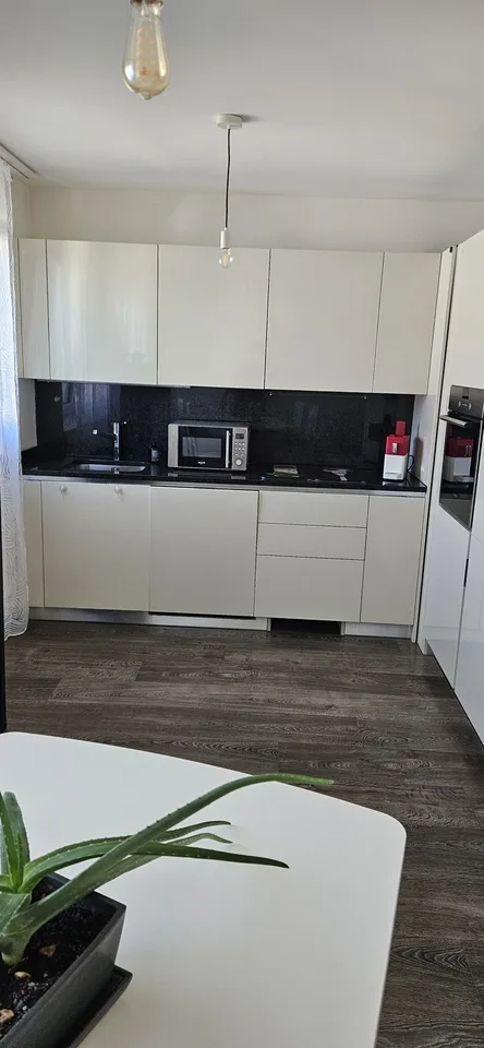 Bahnstrasse 2, 8603 Schwerzenbach - CHF 2’081 inkl. NK pro Monat