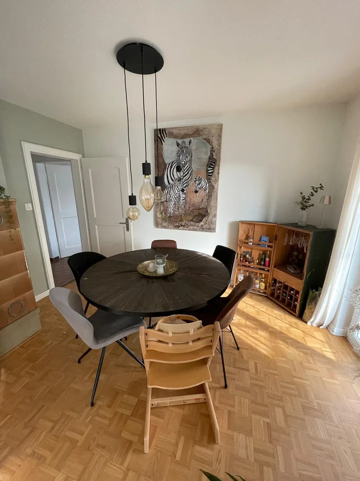 Helle 4-Zimmer-Wohnung mit grossem Garten an ruhiger Lage