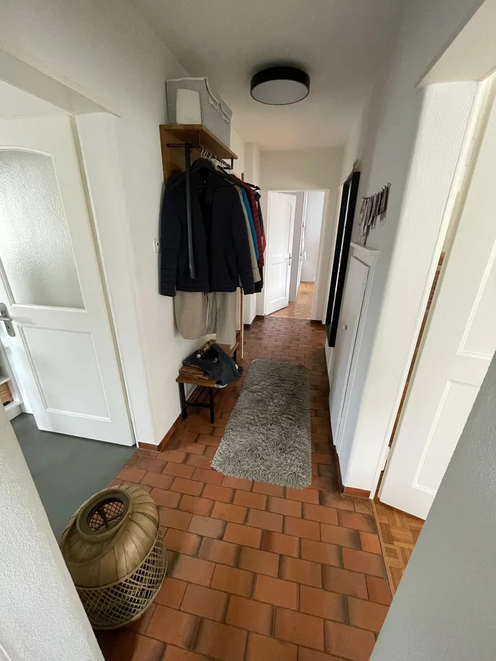 Helle 4-Zimmer-Wohnung mit grossem Garten an ruhiger Lage