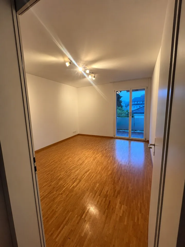 Helle, grosszügige Wohnung in Gümligen