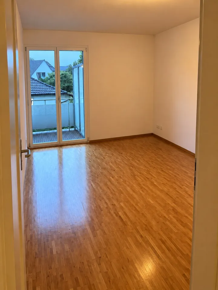 Helle, grosszügige Wohnung in Gümligen