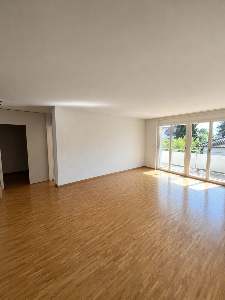 Helle, grosszügige Wohnung in Gümligen