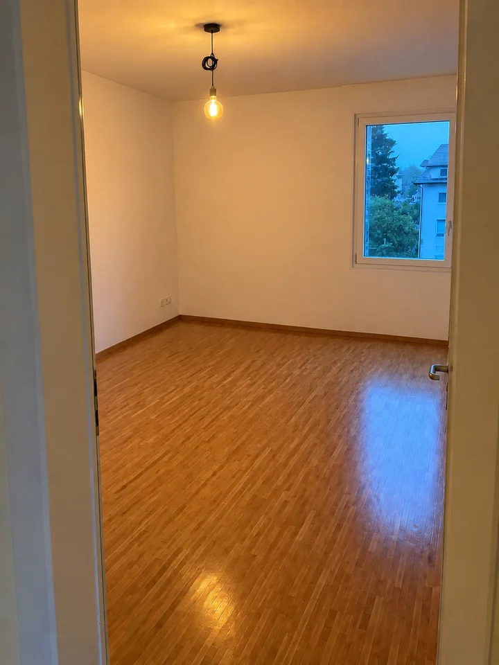 Helle, grosszügige Wohnung in Gümligen