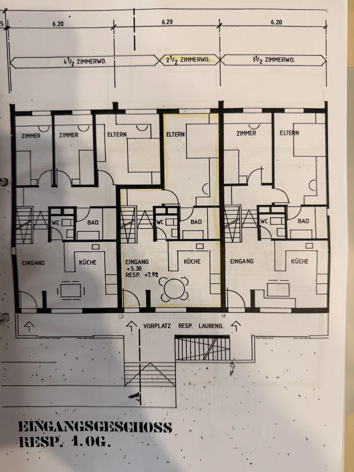 Charmante 2.5-Zimmer-Maisonette mit 30 m² Dachterrasse und Cheminée in Berikon