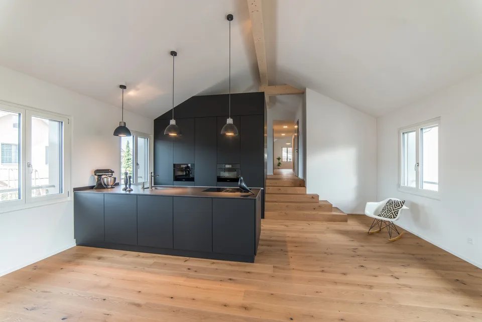 Modernes WG- Zimmer in grosszügiger Wohnung