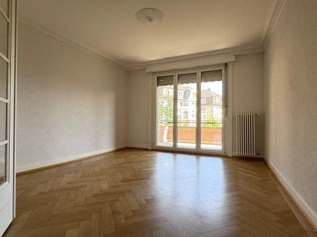 Ruhige und zentrale Nachbarschaft – Foto 6 von 10