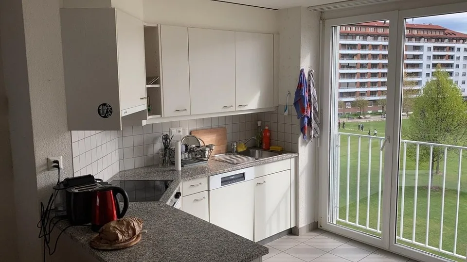 Schöne 5.5-Zimmerwohnung an TOP-LAGE – Foto 2 von 8
