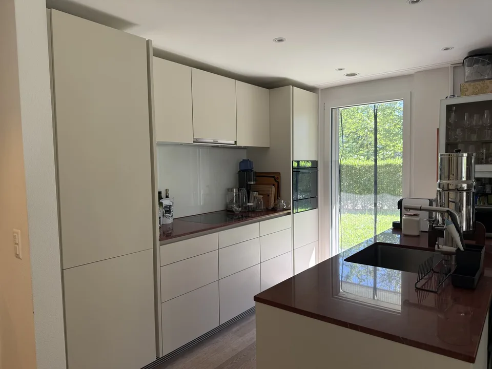 Bright & Quiet 3.5-Room Terrace Apartment in Dietlikon