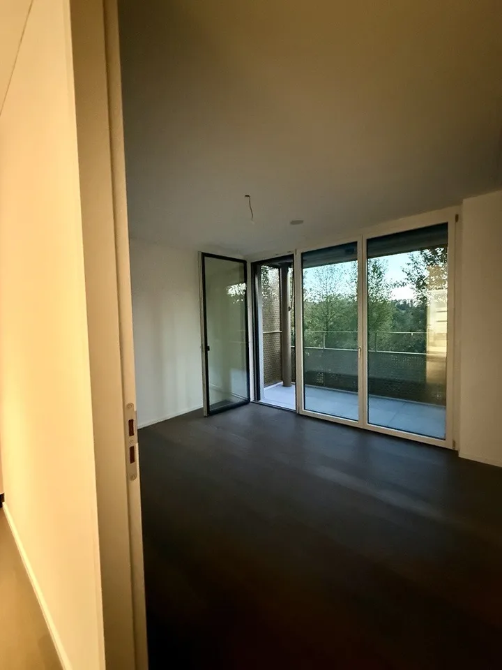 Moderne 3.5-Zimmer-Neubauwohnung mit grosser Eckloggia