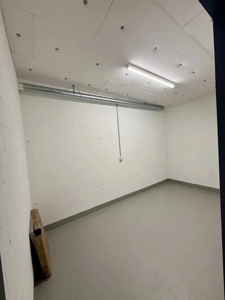 Moderne 3.5-Zimmer-Neubauwohnung mit grosser Eckloggia
