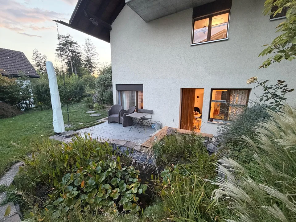 Zwei Zimmer mit eigenem Eingang & Gartensitzplatz in Ü60 Wohngemeinschaft