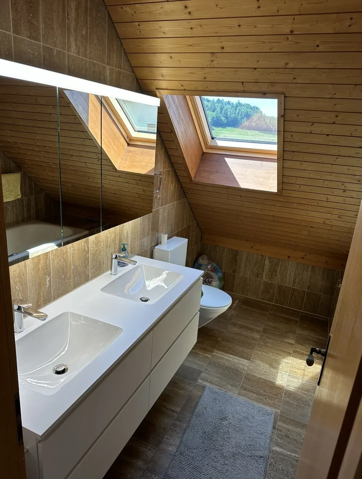 Cozy Room in a Well-Maintained Detached House with Garden