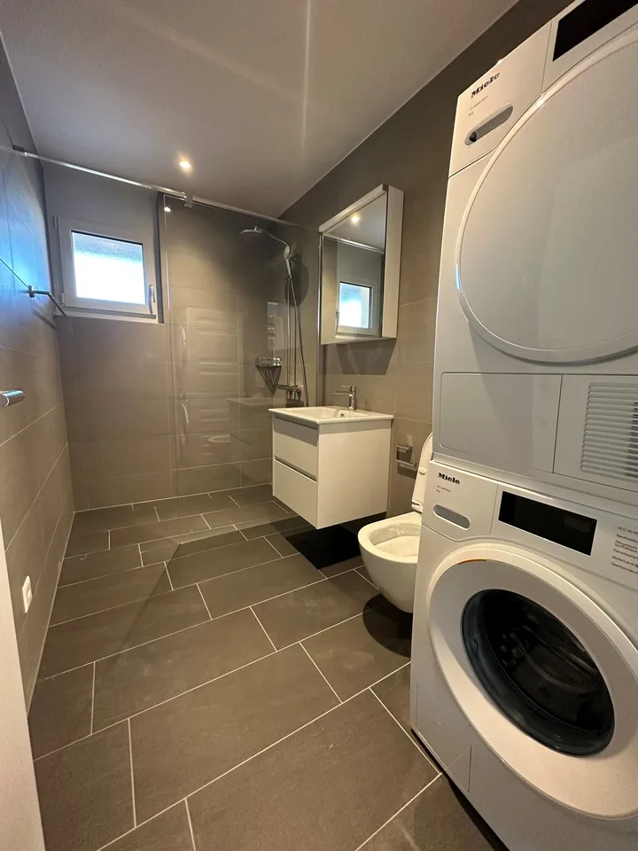 Moderne 2.5-Zimmer-Wohnung in Buchs ZH – Neubau 2024