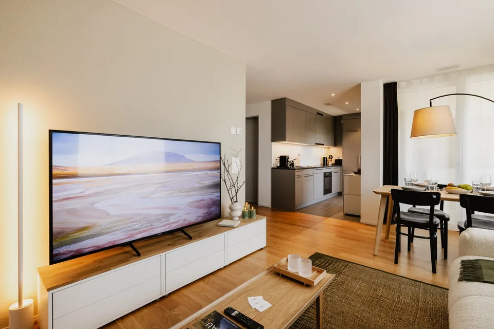 Möblierte Neubauwohnung in Pfäffikon SZ – zentral, modern & flexibel auf Monatsbasis