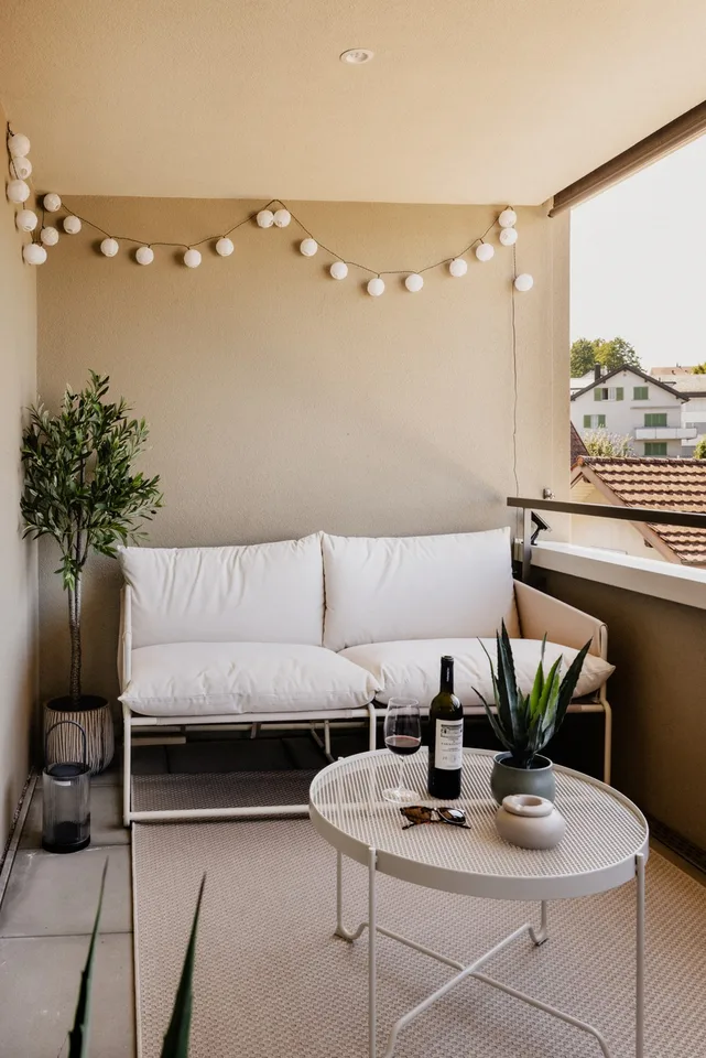 Möblierte Neubauwohnung in Pfäffikon SZ – zentral, modern & flexibel auf Monatsbasis