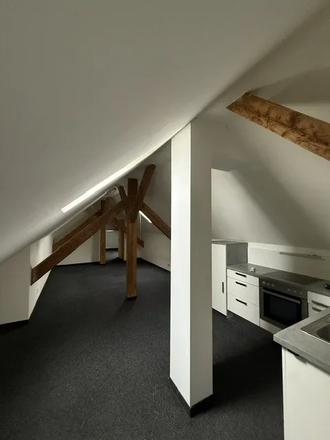Gewerberaum mit besonderem Dachgeschoss-Charme – Foto 3 von 9