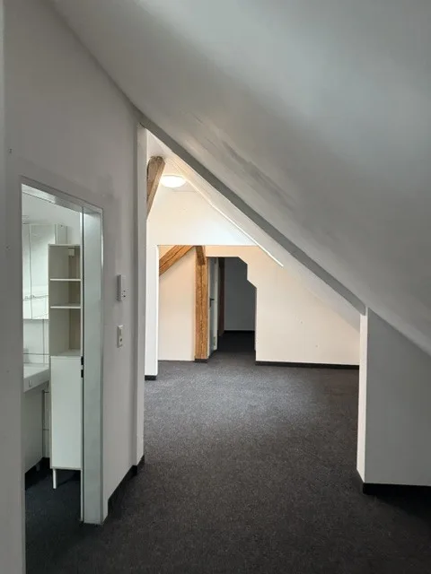 Gewerberaum mit besonderem Dachgeschoss-Charme – Foto 7 von 9