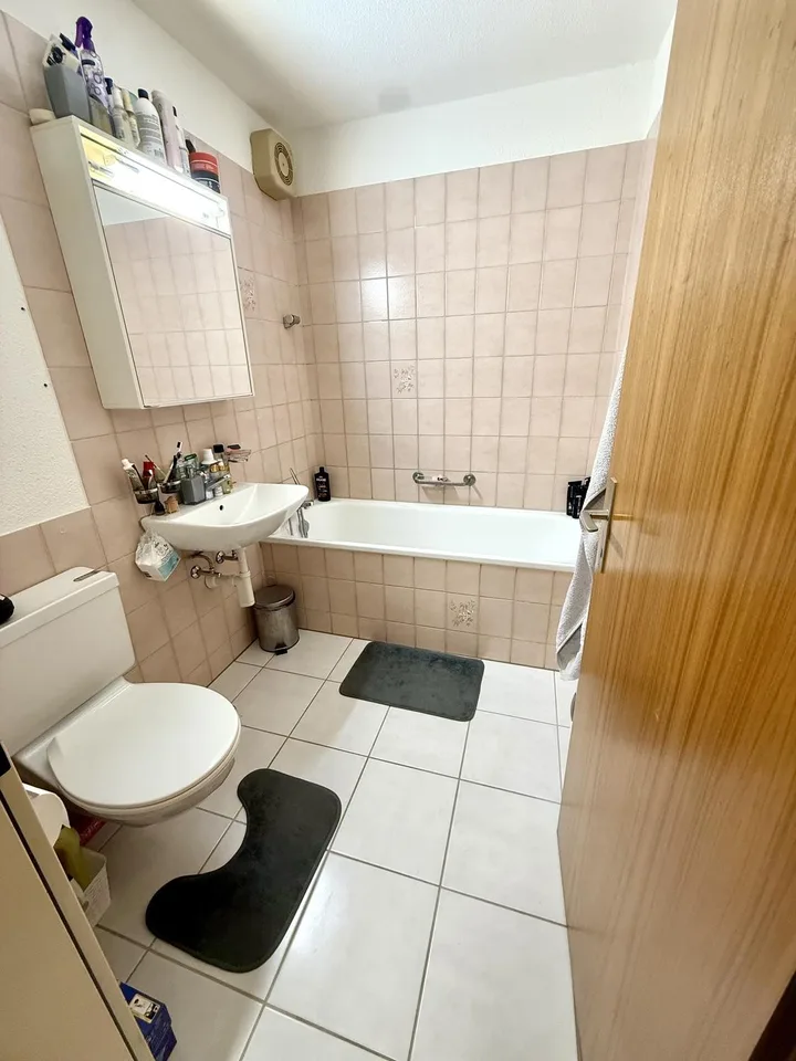 Helle 2-Zimmer-Wohnung mit Balkon in Affoltern am Albis