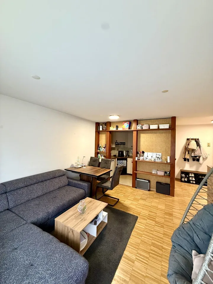 Helle 2-Zimmer-Wohnung mit Balkon in Affoltern am Albis