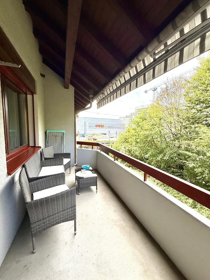 Helle 2-Zimmer-Wohnung mit Balkon in Affoltern am Albis