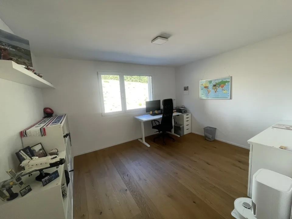 schöne und moderne 4,5 Zimmerwohnung in Egerkingen mit Aussicht