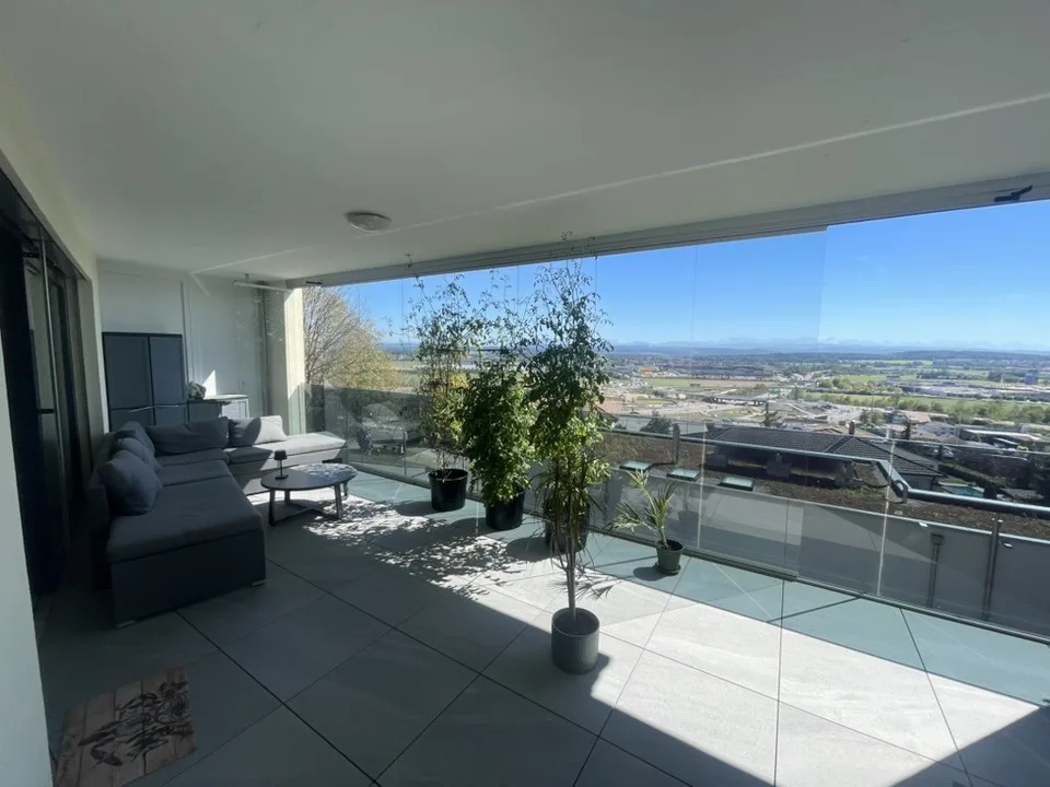 schöne und moderne 4,5 Zimmerwohnung in Egerkingen mit Aussicht