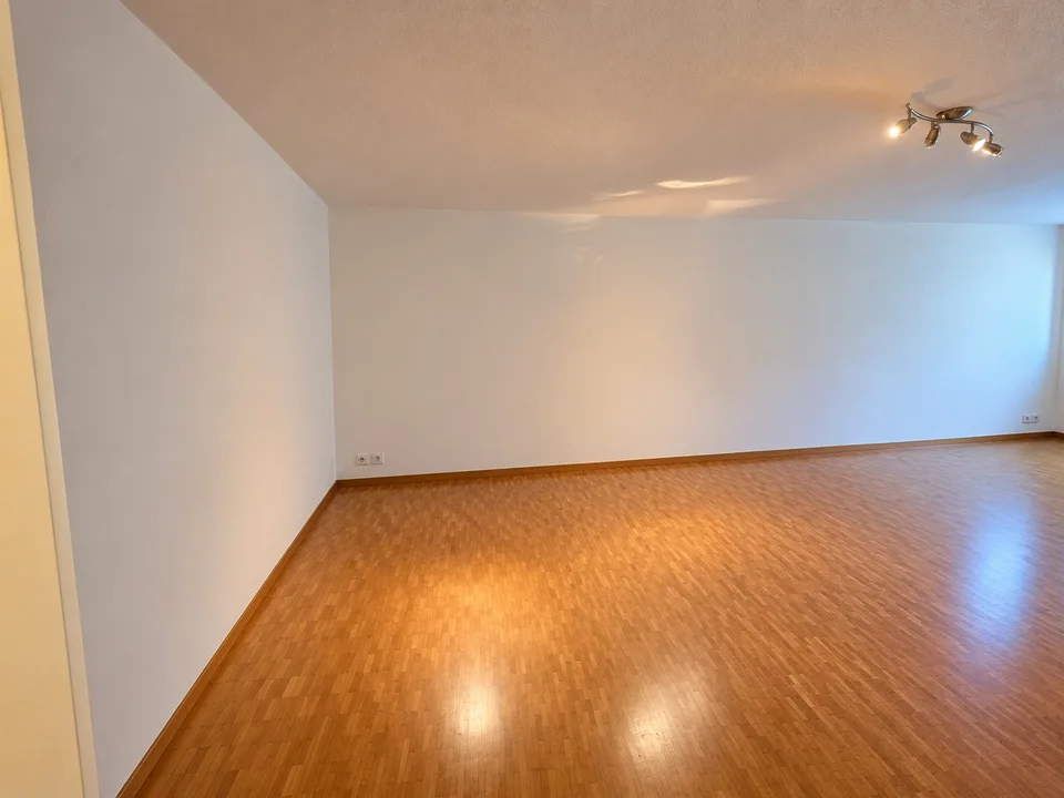 Schöne 3.5 Zimmerwohnung in Pfäffikon ZH