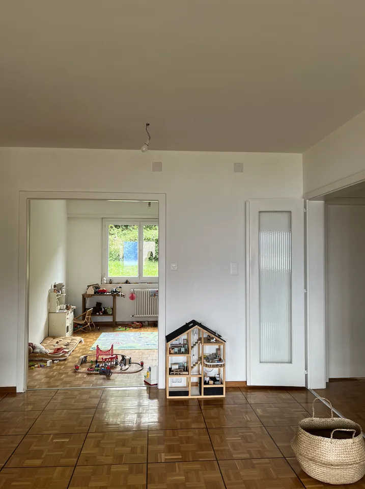 Geräumige 6-Zimmer-Wohnung (4 Schlafzimmer und Doppelsalon) mit Aussicht in Pully