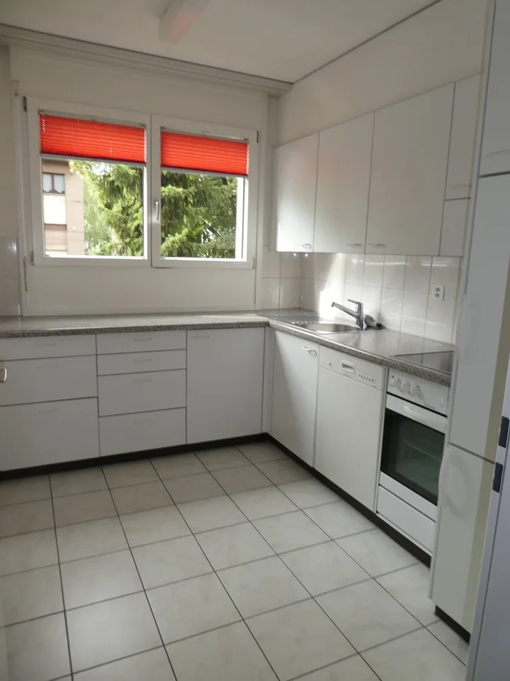 Schöne 3.5-Zimmerwohnung mit Balkon – Foto 5 von 7