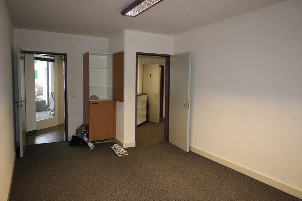 À louer ? Local commercial / bureaux d?environ 80 m² – photo 10 sur 13