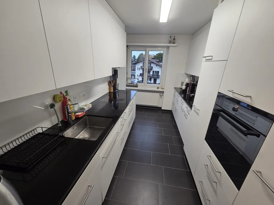 WG-Zimmer Stansstad in grosser Wohnung
