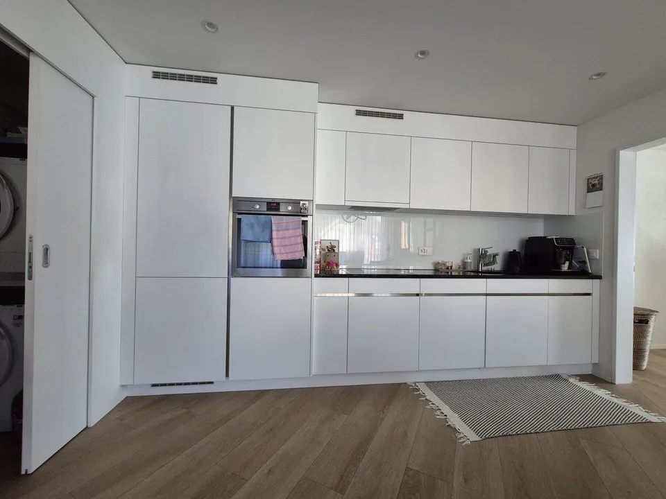 neuwertige 3.5-Zimmer-Wohnung an zentraler Lage