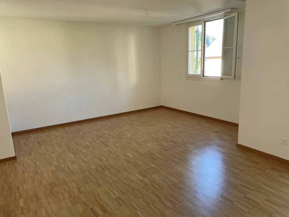 Grosszügige 4.5-Zimmerwohnung an familienfreundlicher Lage