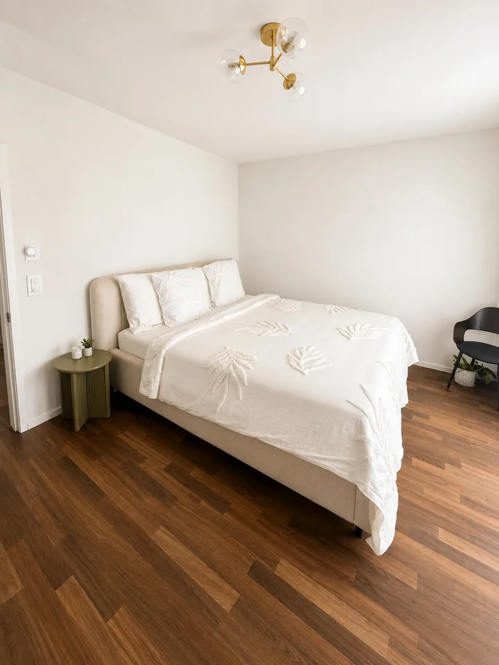 Modern 4.5-Room Apartment with Panoramic Countryside Views, Loggia & EV Parking