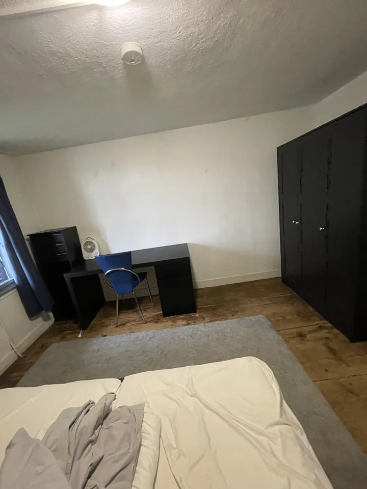 Möbliertes WG Zimmer in Feldbafch