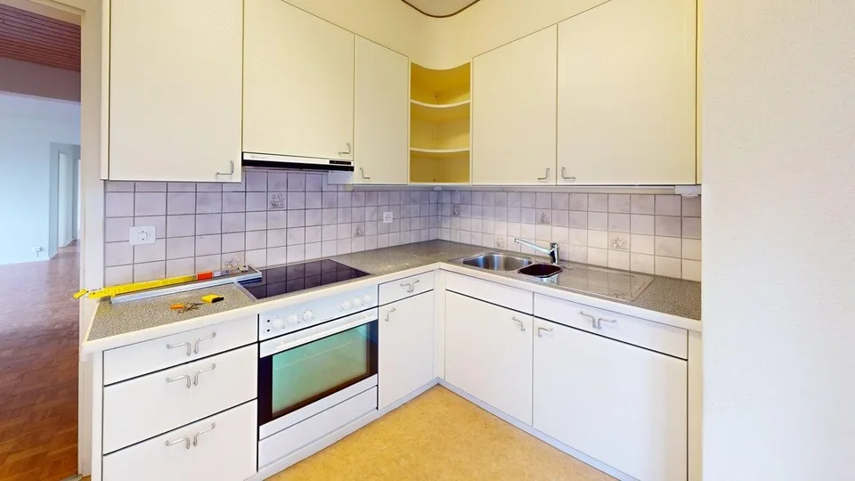 Helle 4-Zimmer-Wohnung im 2. OG — ruhig wohnen in Uetikon am See | BEFRISTET