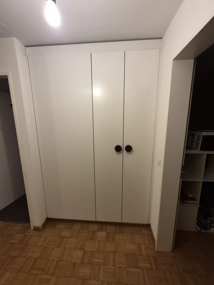 Umfassend sanierte 2.5-Zimmer-Wohnung mit Balkon in Bottmingen