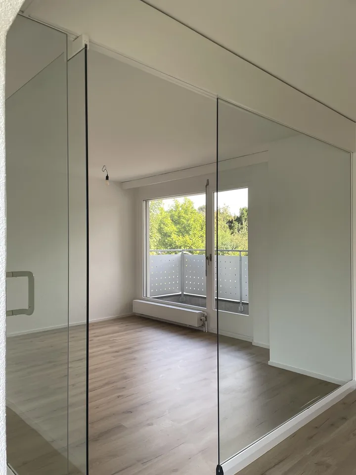 Moderne, helle und stilvolle 2.5-Zimmer-Wohnung in Münsingen