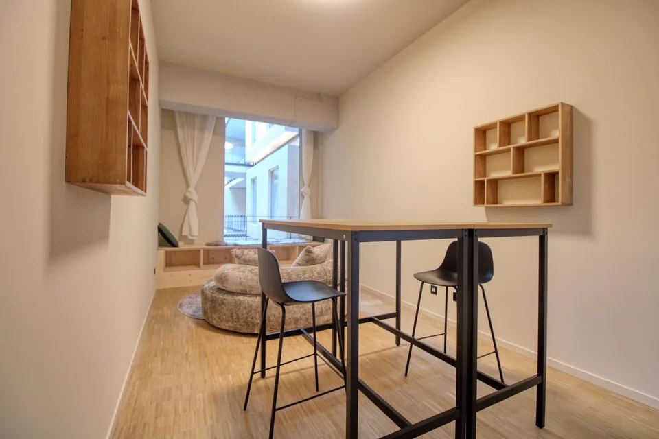 Coliving Designed for Focus, Community, and Comfort in Renens