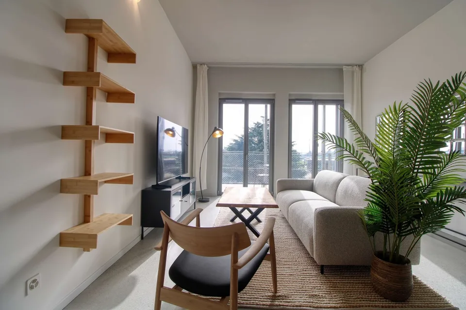 Coliving Designed for Focus, Community, and Comfort in Renens