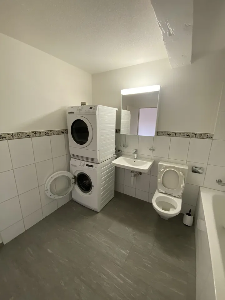 Grosse 2.5-Zimmerwohnung mit Industriecharme in ehemaliger Spinnerei – ab 16.10.2026 zu vermieten