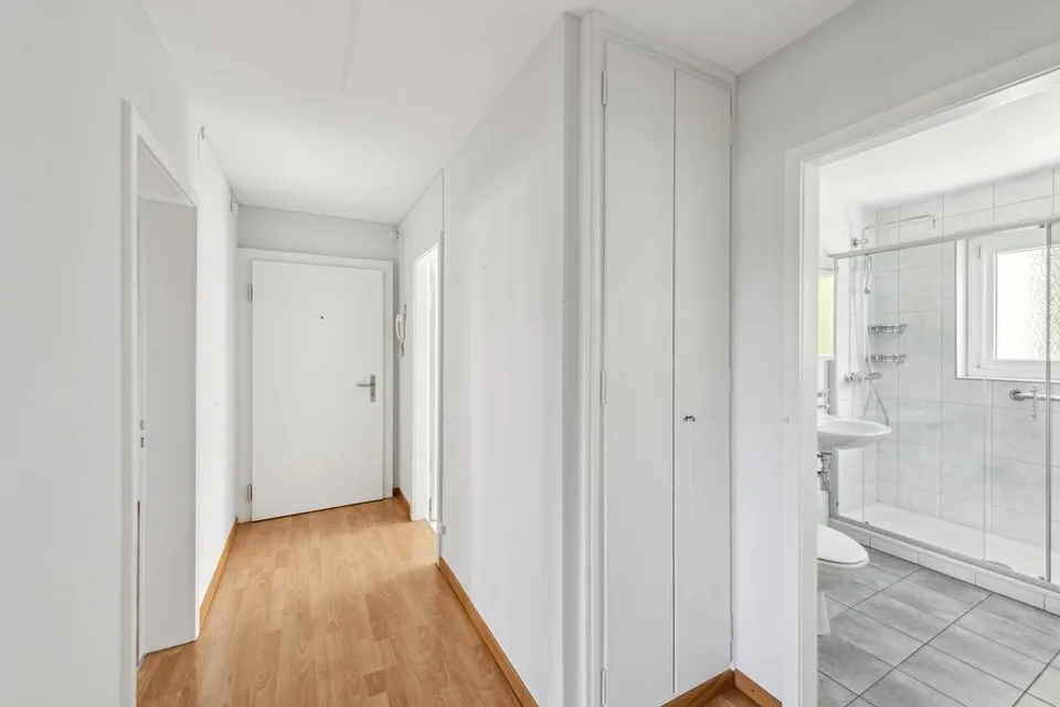 Appartement lumineux de 3.0 pièces au 1er étage, dans le centre-ville de Lenzburg
