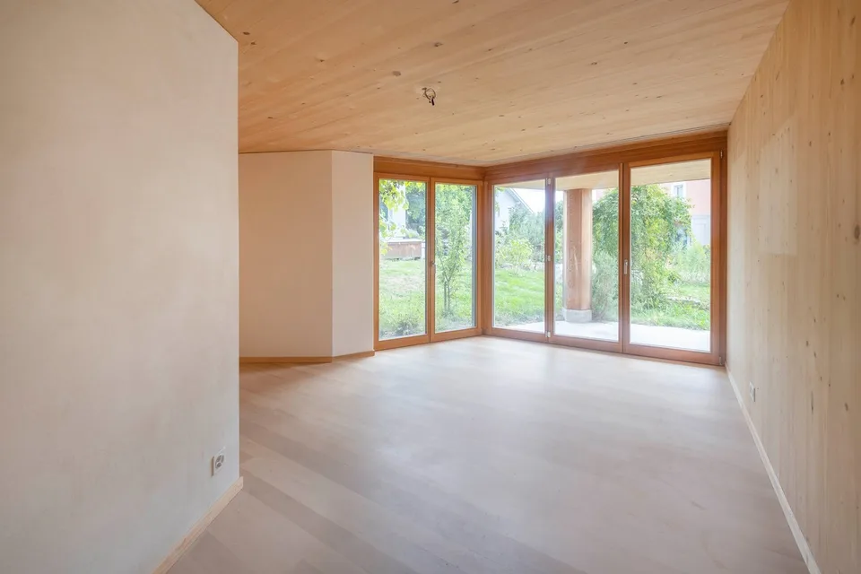 Modernes Wohnhaus mit separater Wohneinheit, Lift, Photovoltaik und viel Flexibilität – Foto 18 von 27