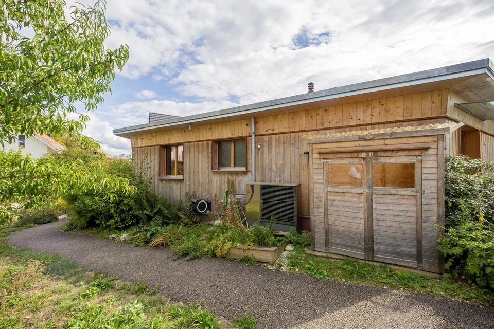Modernes Wohnhaus mit separater Wohneinheit, Lift, Photovoltaik und viel Flexibilität – Foto 23 von 27
