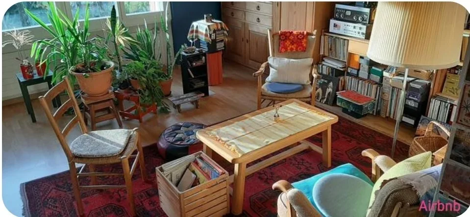 Suchen Sie eine ruhige, voll ​Grosszügige, voll möblierte 3.5-Zimmer-Wohnung in Heimberg – All-Inclusive

​Zur Untermiete steht eine wunderschöne, komplett möblierte 3.5-Zimmer-Wohnung bereit. Perfekt geeignet für Familien, Pendler, Berater, Fachkräfte od