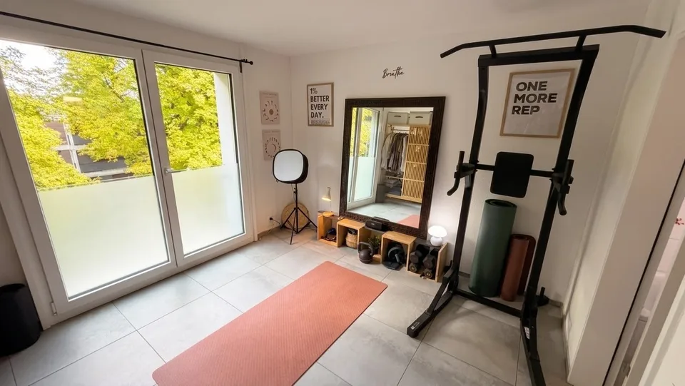 Helle, geräumige Dachwohnung mit grosser Terrasse